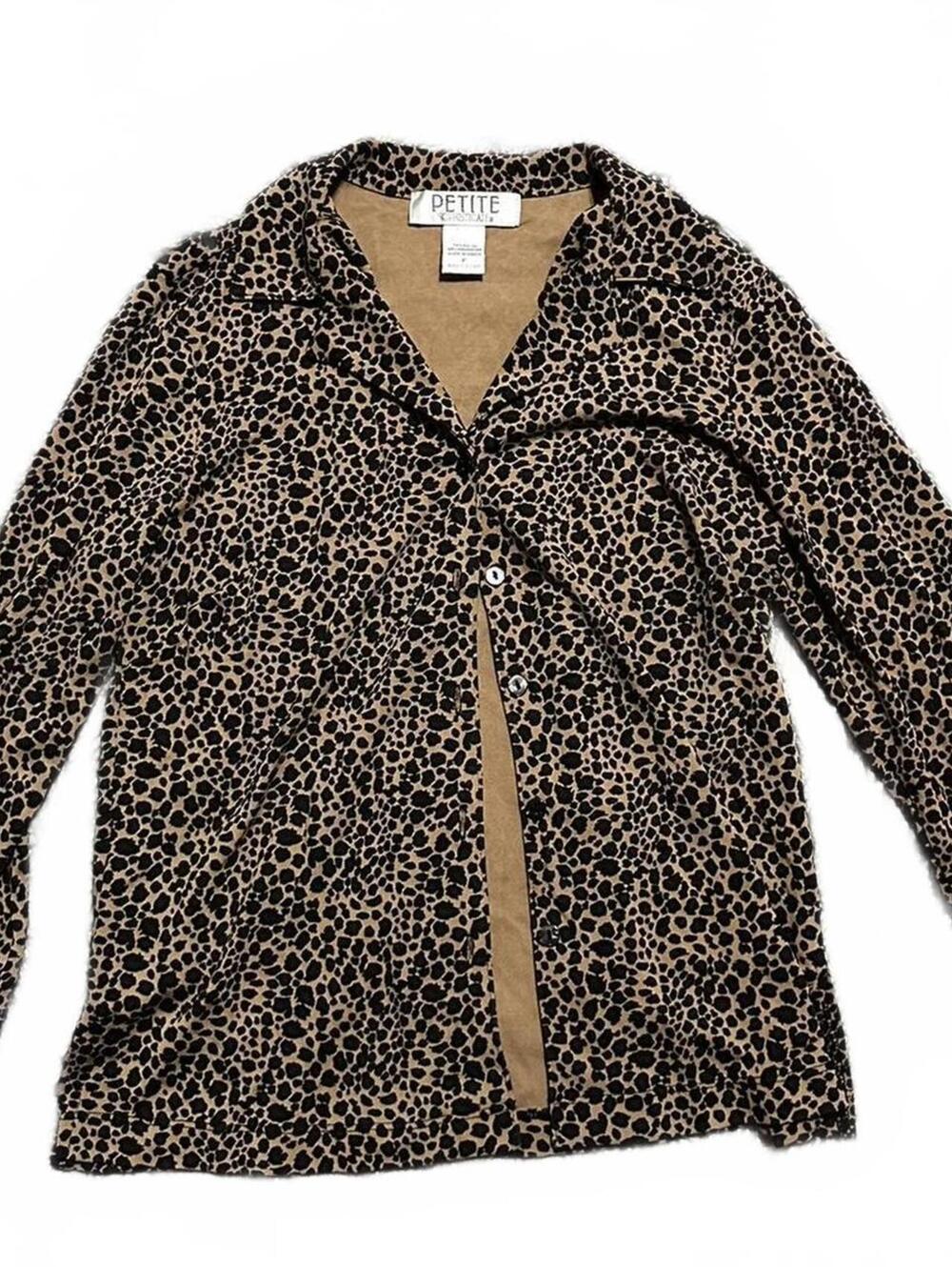 Petite Sophisticate 90s Cheetah Print Button Up layering Top Size S